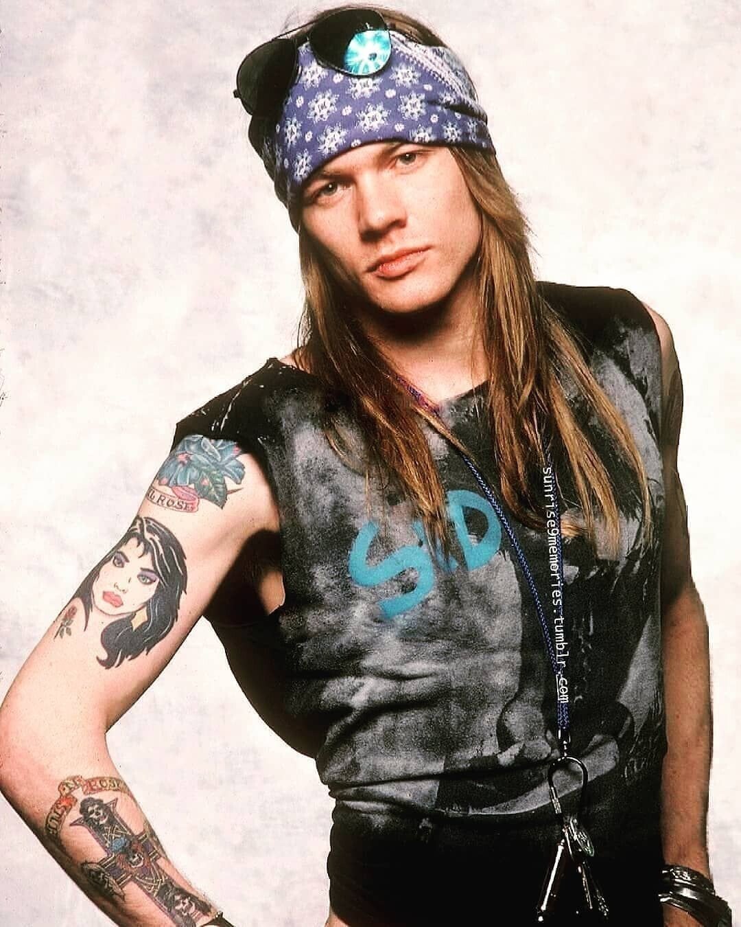 2月6日はアクセル・ローズ（Guns N' Roses、Vo）の誕生日。 うぉ
