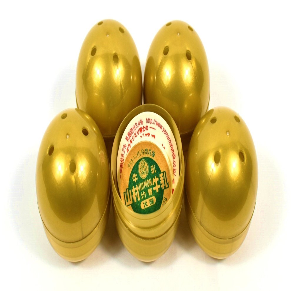 一か月で1,000回販売のガチャが公式通販でも！懐かしの“牛乳瓶の蓋”を