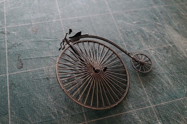 Penny Farthing ペニー・ファージング、あるいはオーディナリー