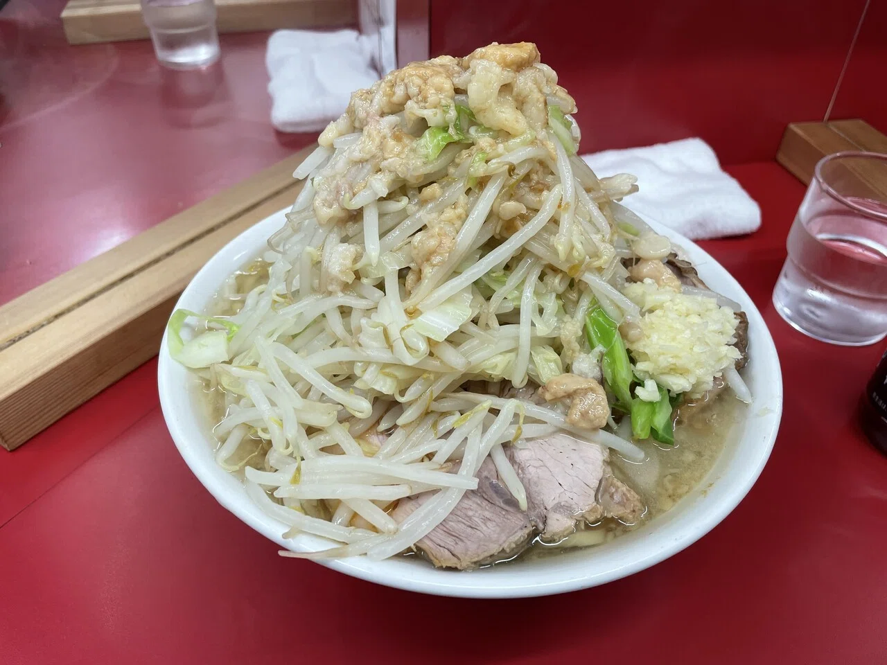 2026年版】初心者のためのラーメン二郎のルール入門ガイド + 初心者に