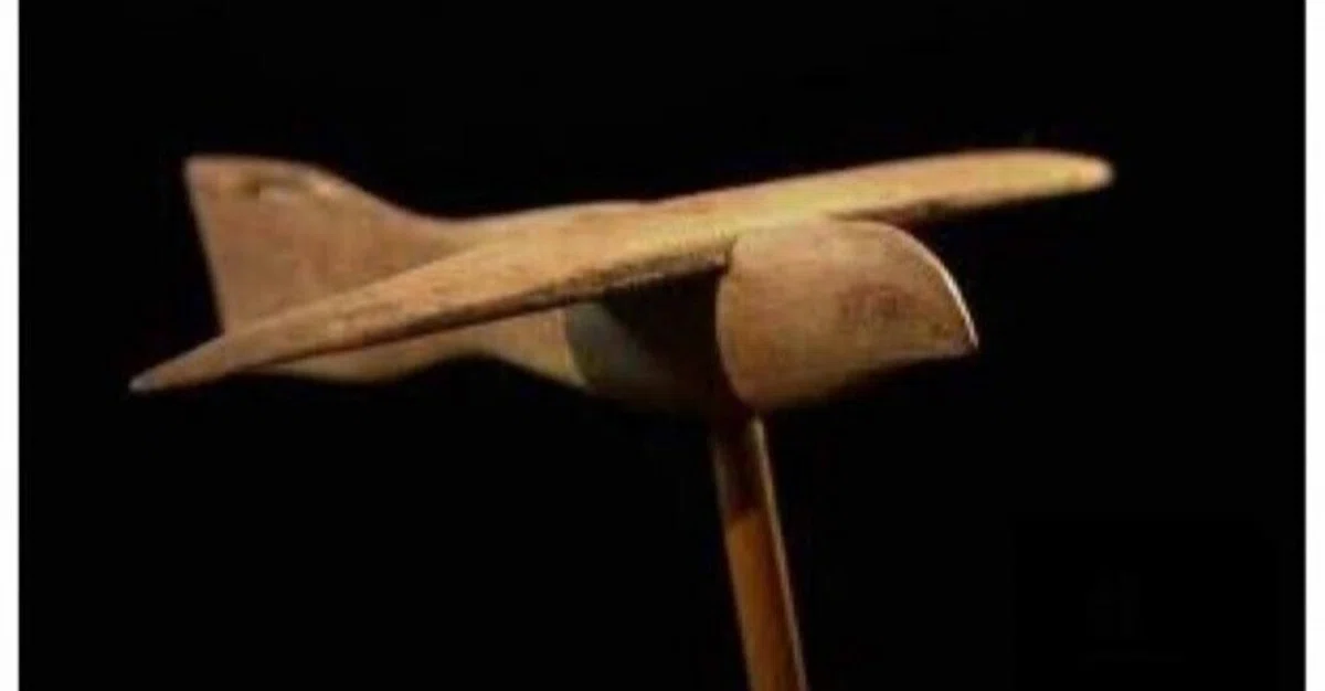 2000年前のエジプトに飛行機はあったのか？｜DigitalCreator