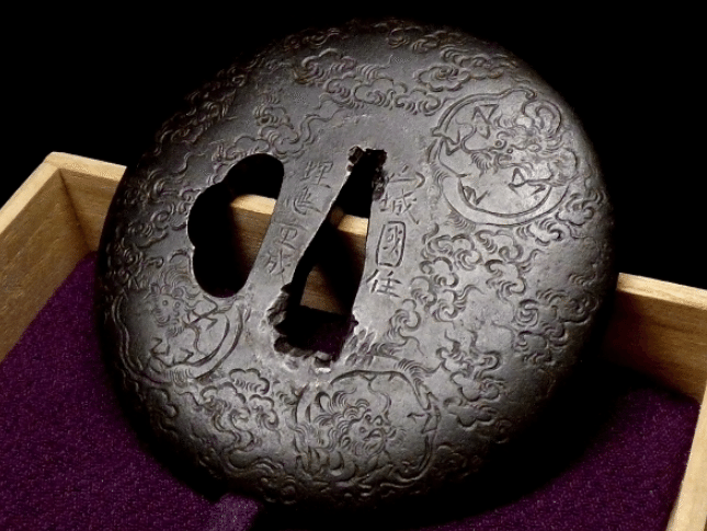 細工唐銅金銀象嵌 蟲紋鍔 古舫在銘 刀装具 武具 8.4