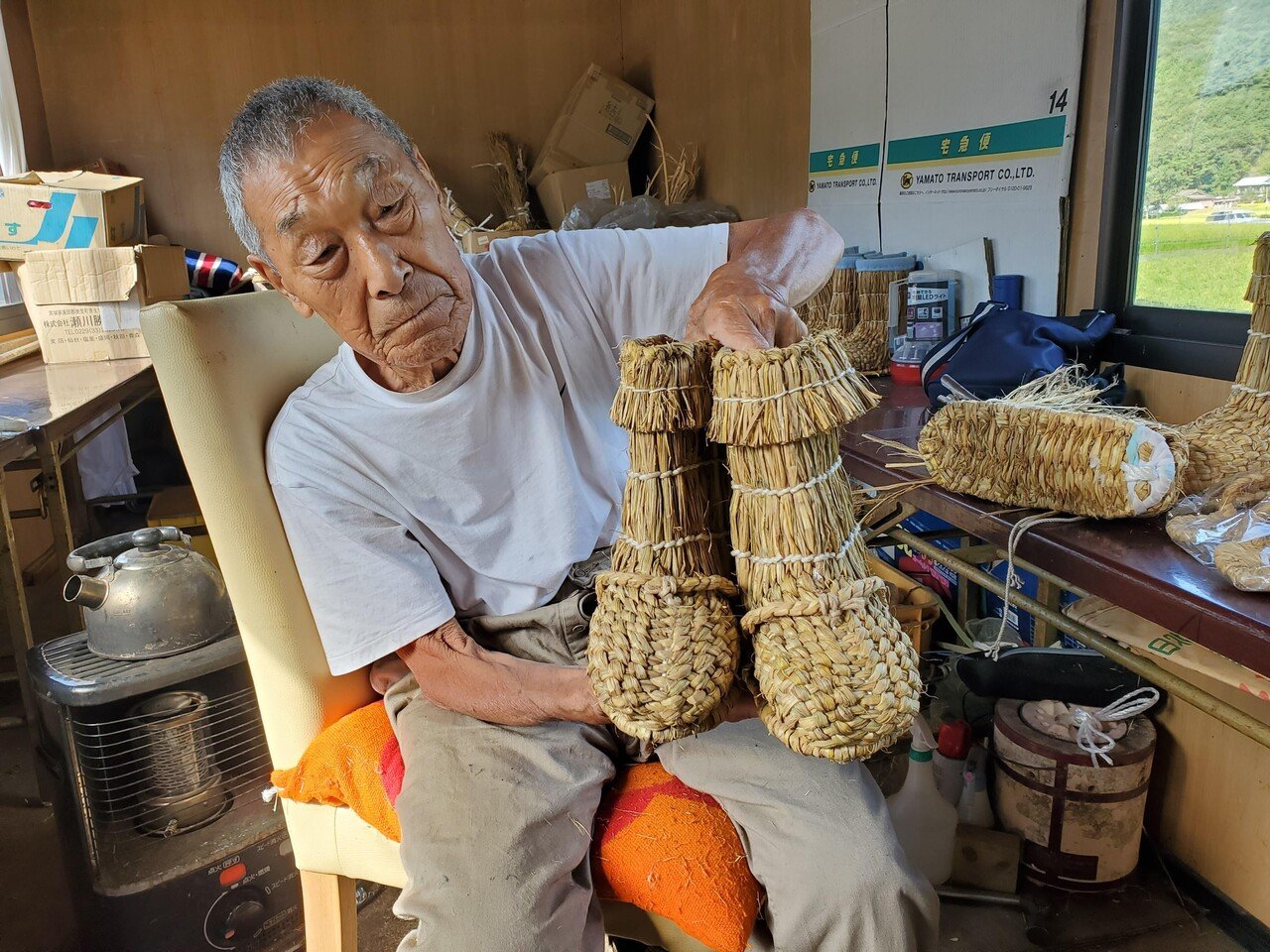 わら靴をつくる技術を継承しよう2022～草履・わらじ・雪靴づくり