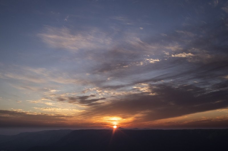 （リサイズ）20220128福岡のRyoと-0162（阿蘇、大観峰、夕日）