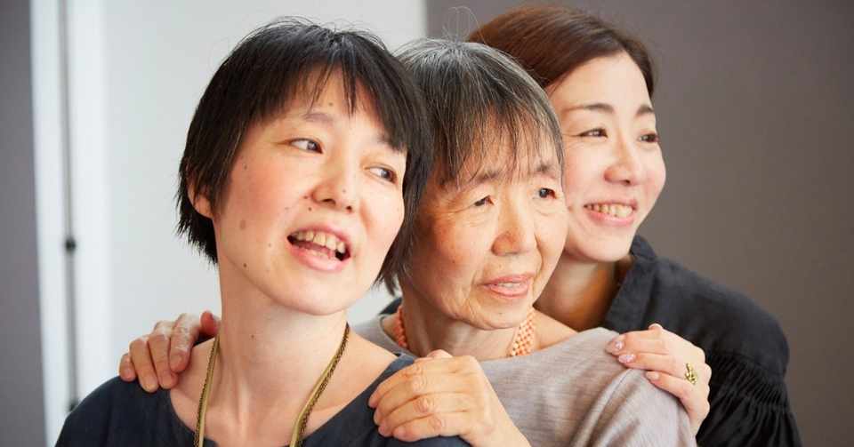 本日の鈴木心写真館 7月8日 1 喧嘩するほど 仲良し団子3姉妹 の巻 鈴木心写真館 コーヒーの日