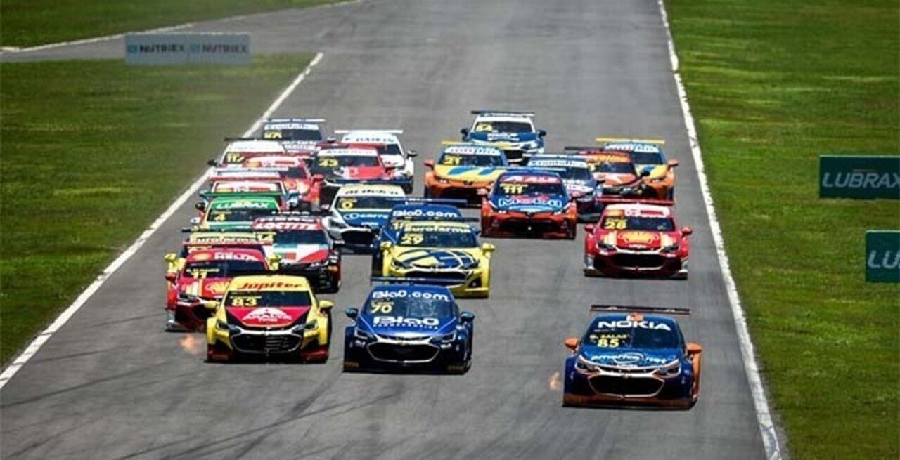 ストックカー ブラジルを初めて観るには絶好の機会 開幕戦レース オブ ダブルス Toro Note