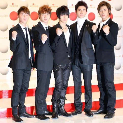 今更5人時代の東方神起ハマるのは、悪か｜あわ
