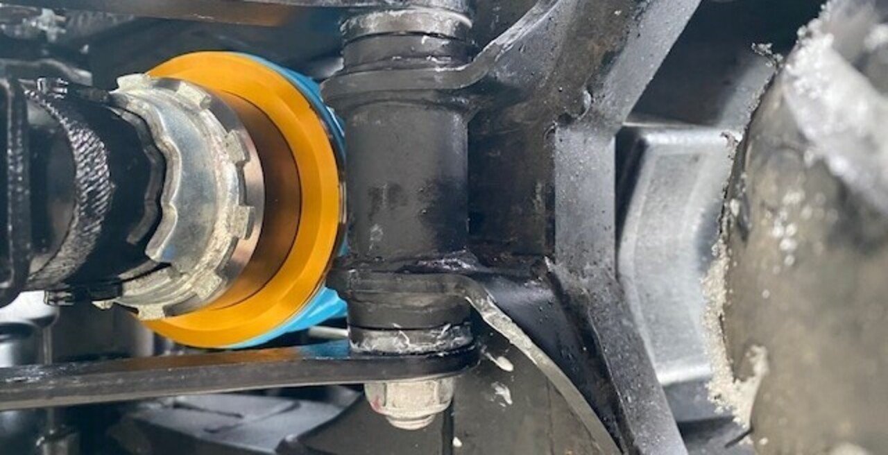 ニンジャ250SL足回りリンクの整備と新サス投入 リア ニンジャ250SL足回りリンクの整備と新サス投入 リア