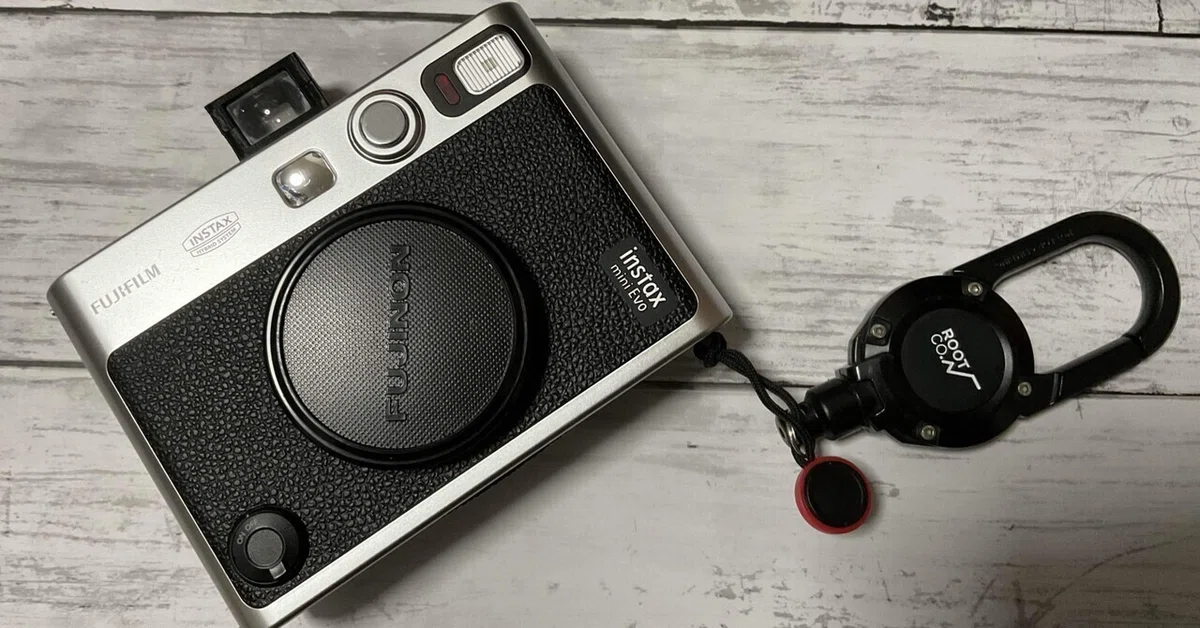 instax mini evoにファインダーを！！｜DJ TOBBY