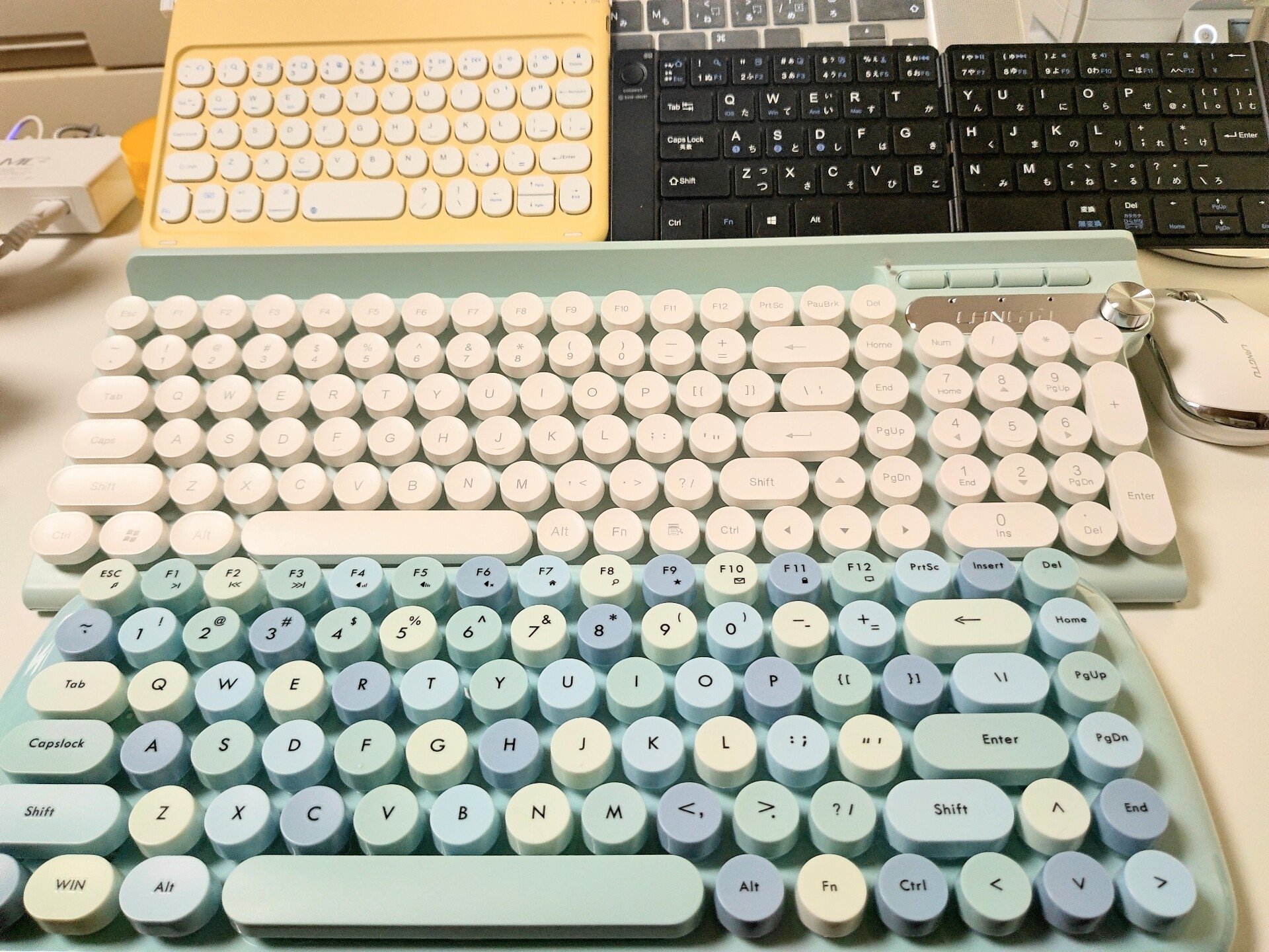 キーボード買いすぎ事件！？沼ってなんですか？｜くつしたねこ