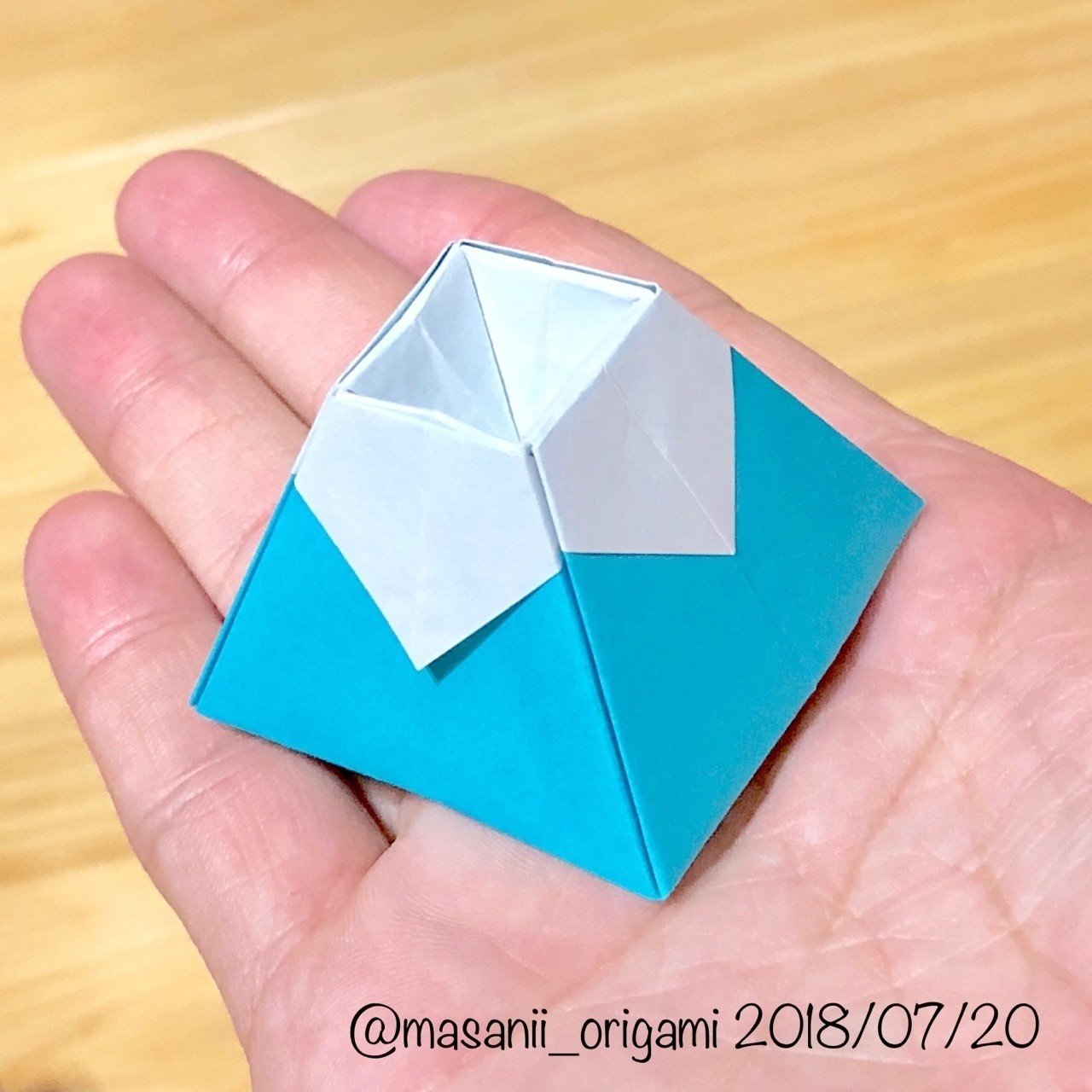 折り紙初心者でもok 登山シーズンを前に かわいい富士山はいかが まさにぃ Note