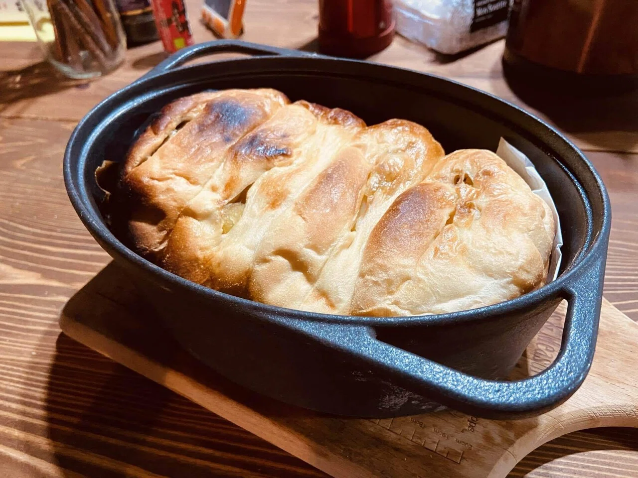 冬限定の薪ストーブパン🥖｜Satoyama Note