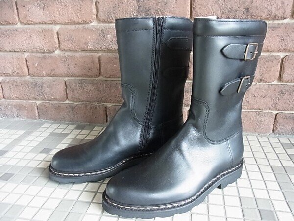 50歳台でブーツインしてみたい。NEEDLES X PARABOOT - N ARIEGEを買う