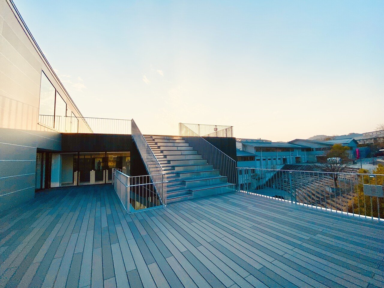 ついに竣工！明窓館！｜京都精華大学