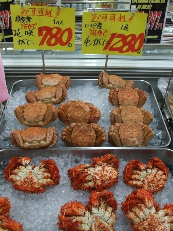 北海道では学校給食にカニが出ると間違った噂を広げたのは誰ですか ナランチャ Note