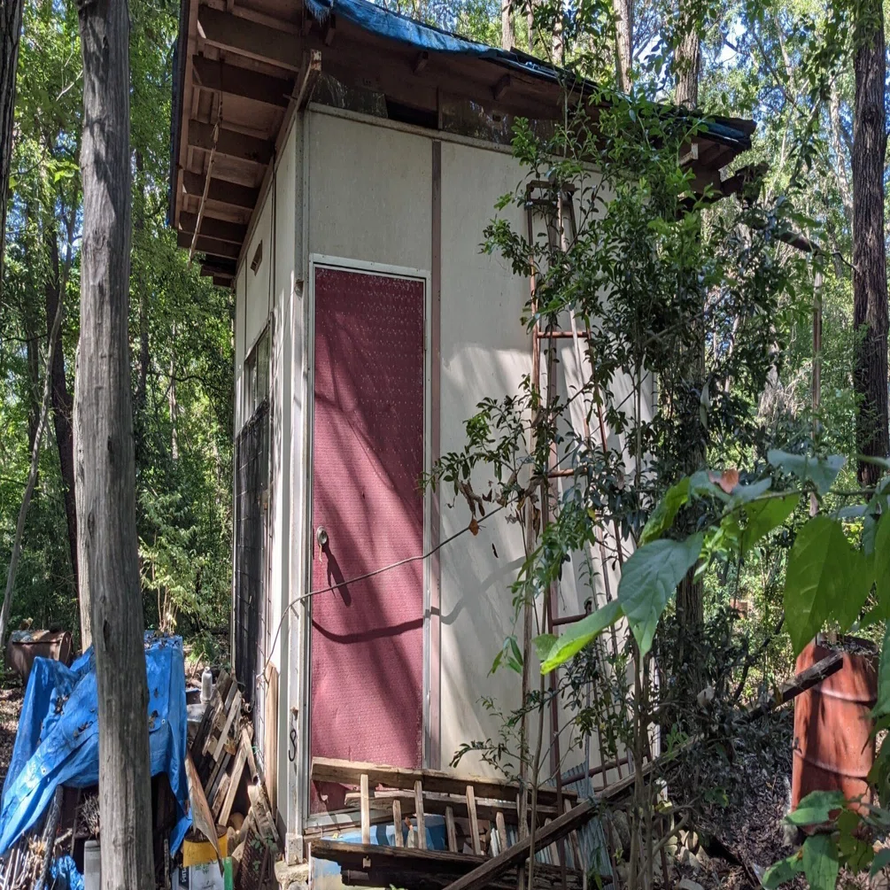 プレハブ小屋の修繕1｜mu