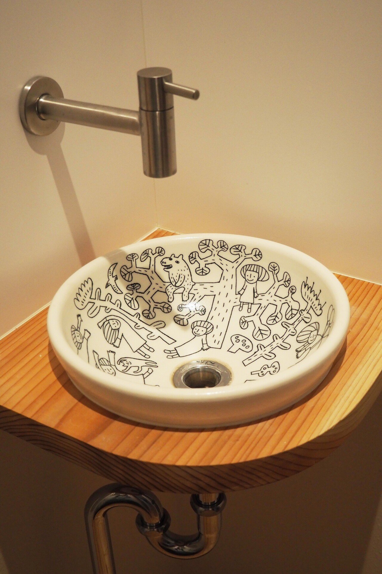 トイレのオリジナル手洗いボウル｜tetsukonagano