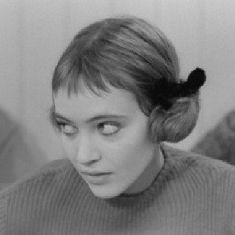 アンナカリイナ