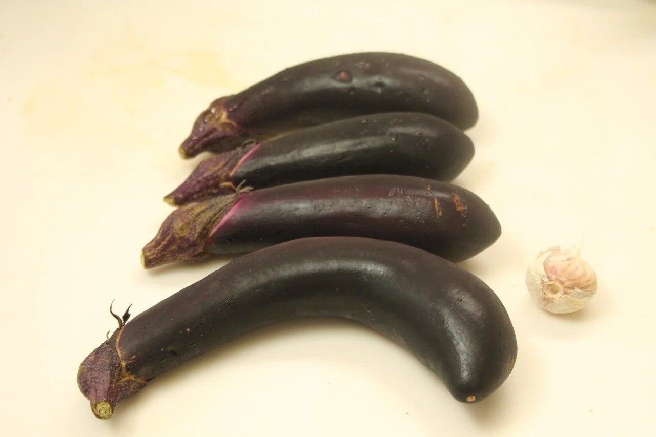 茄子のキャビアの作り方 樋口直哉 Travelingfoodlab Note 茄子のキャビアの作り方 樋口直哉 Travelingfoodlab Note