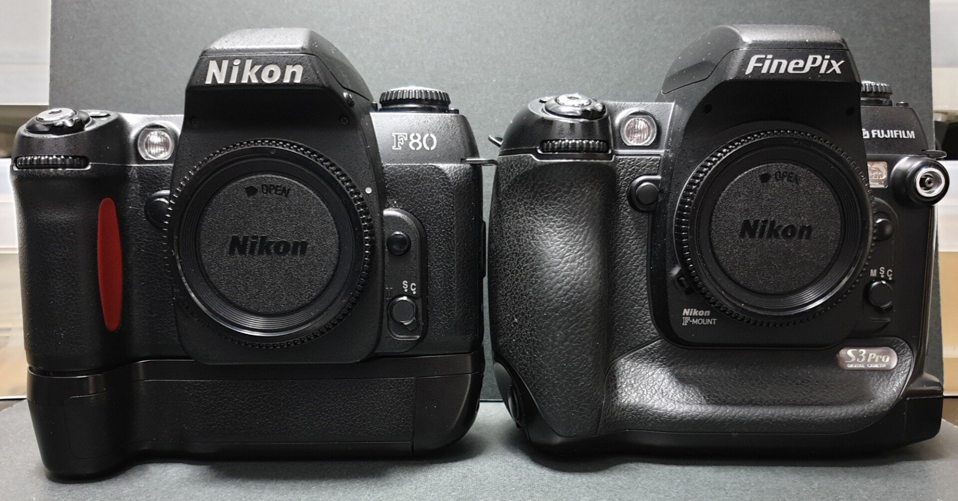 【美品】F80進化版Fujifilm FinePix S3Pro FUJIFILM FinePix S3 Pro Digital SLR Camera, 12.3 43020509 B&H