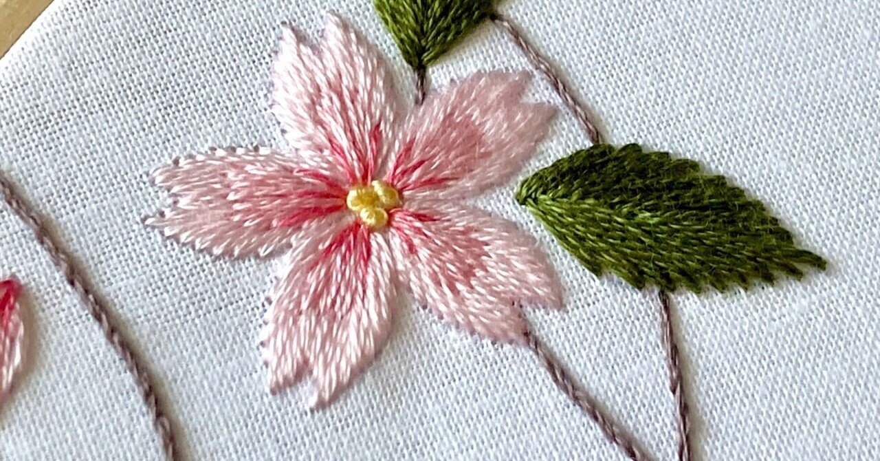 間もなく完成、桜の刺繍キット｜はなこまち/刺繍作家