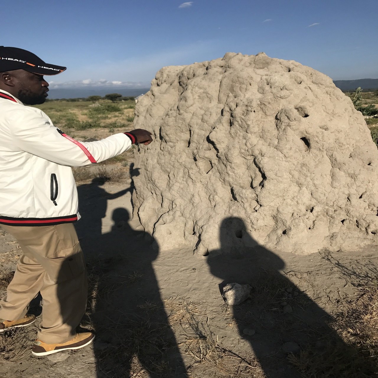 アルーシャからマニャラ湖国立公園へ wm Note