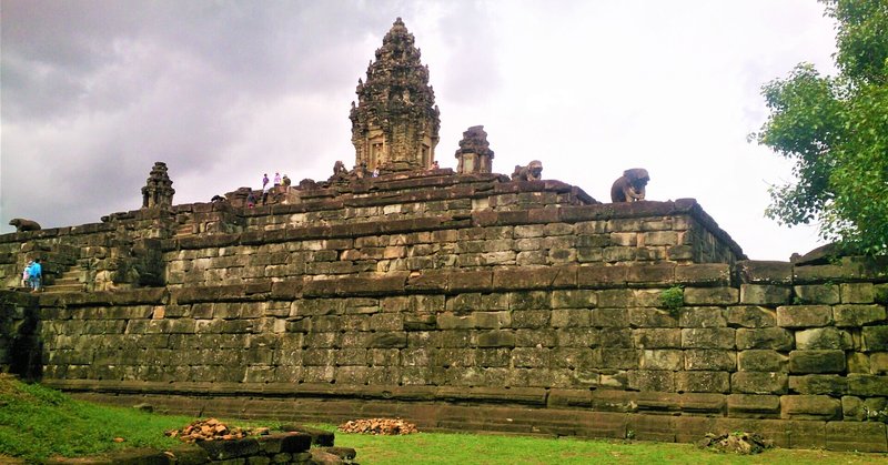 東南アジアの風景 (82) カンボジア｜ロリュオス遺跡バコン｜アンコールワットの原型