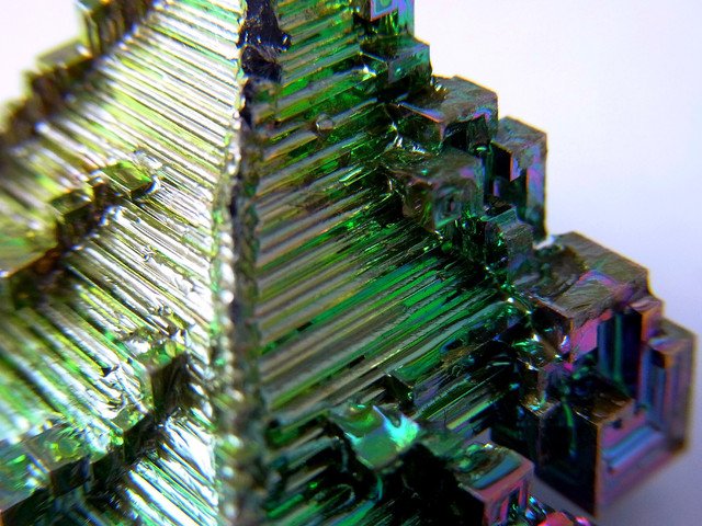 Bismuth Crystal 22.5g about25mm