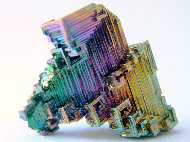 Bismuth Crystal 13.9g about30mm