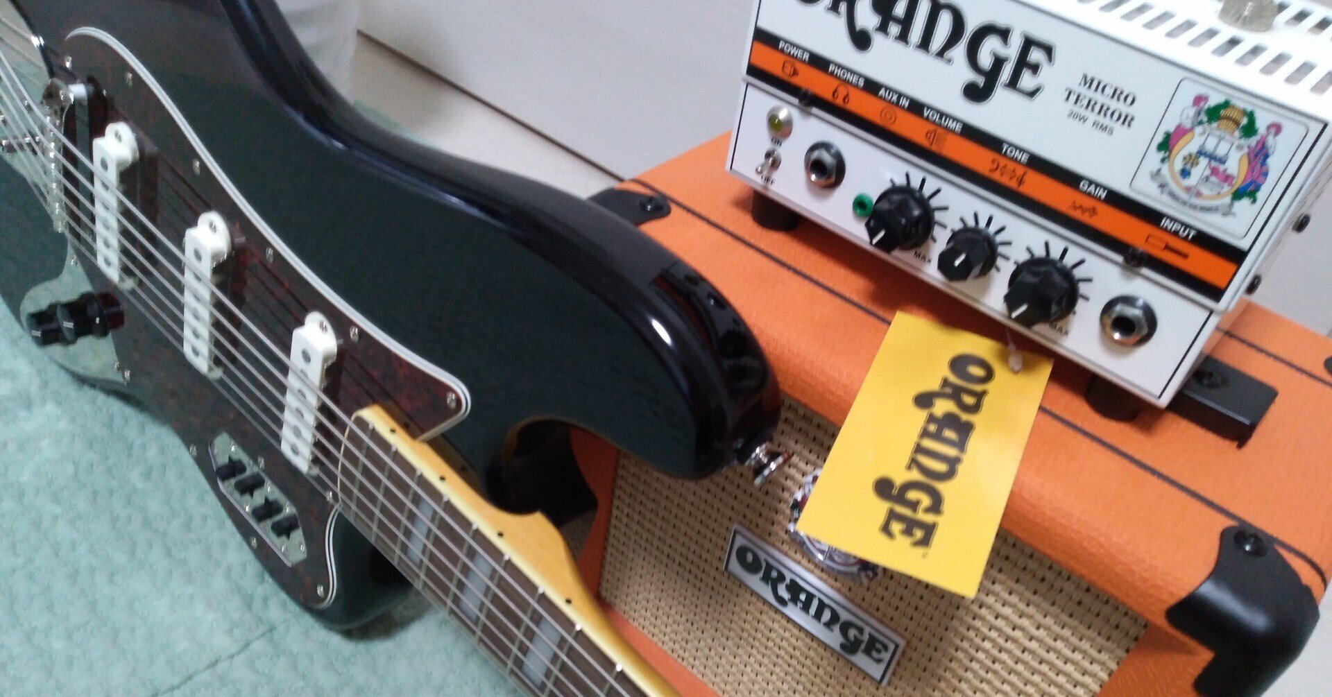 コードが出せてリードが弾けるベース