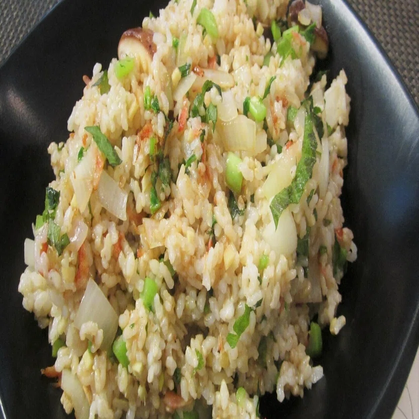 がんばりすぎないお昼ごはん 小エビと大葉のチャーハン 真帆 沁 Maho Shin 文筆家 Note