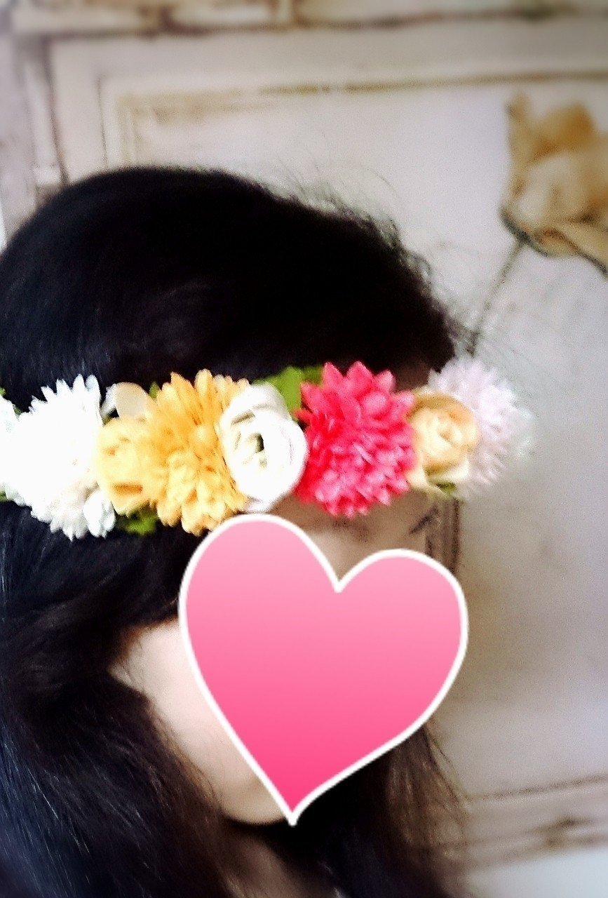 100均で花冠 Sarah Rose Note