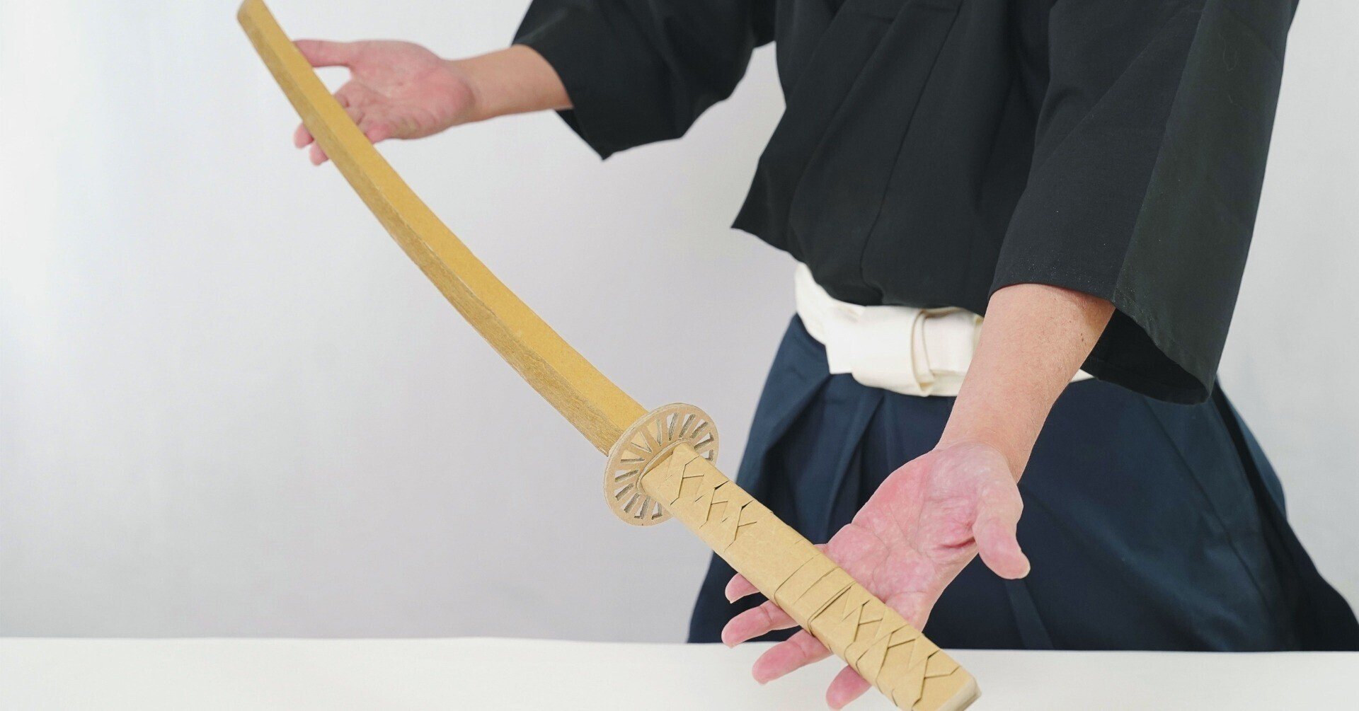 鬼滅の刃 竈門炭治郎の日輪刀をダンボールで作る ヒノカミ神楽を再現 侍さん ダンボールクリエイター Cardboard Creator Samuraisun Note