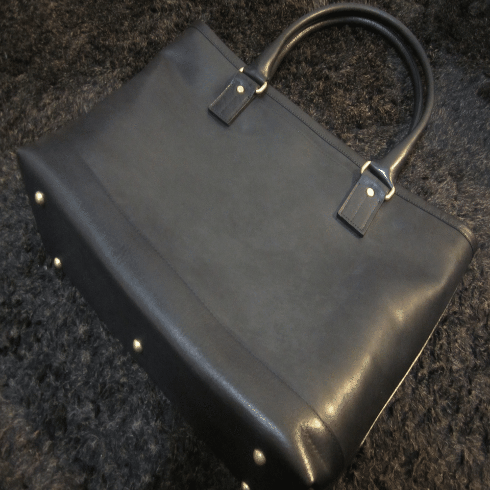 9年半モノ”の愛用カバンを土屋鞄さんに引き取ってもらった話｜うつみ