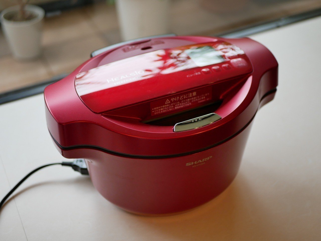 『カレーシチューが劇的に美味しい』水なし自動調理鍋 SHARP HEALSIO 水なし自動調理鍋・ヘルシオ ホットクックを使ってみた（使用レポート