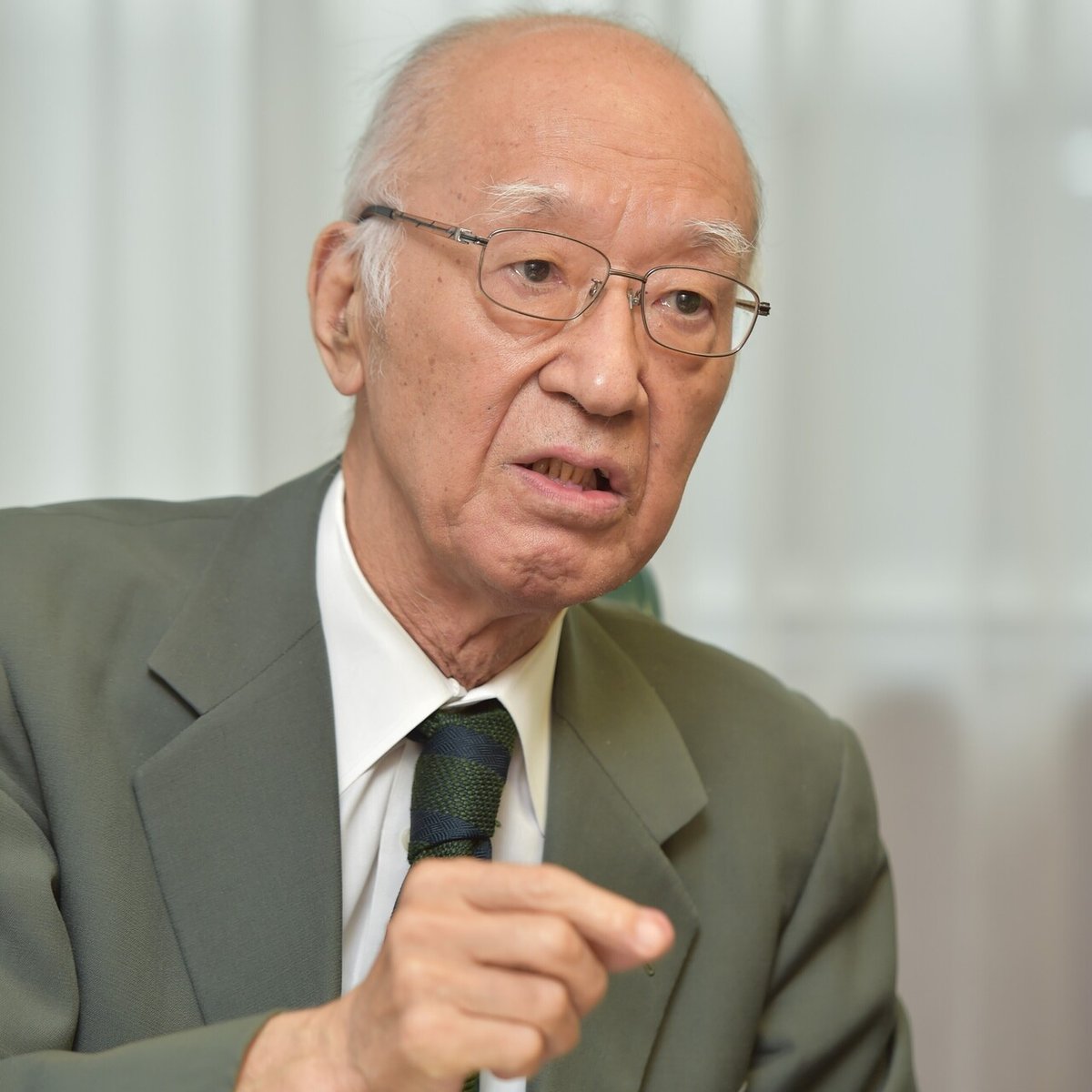 五木寛之「文藝春秋と私 池島さんと半藤さん」｜文藝春秋digital