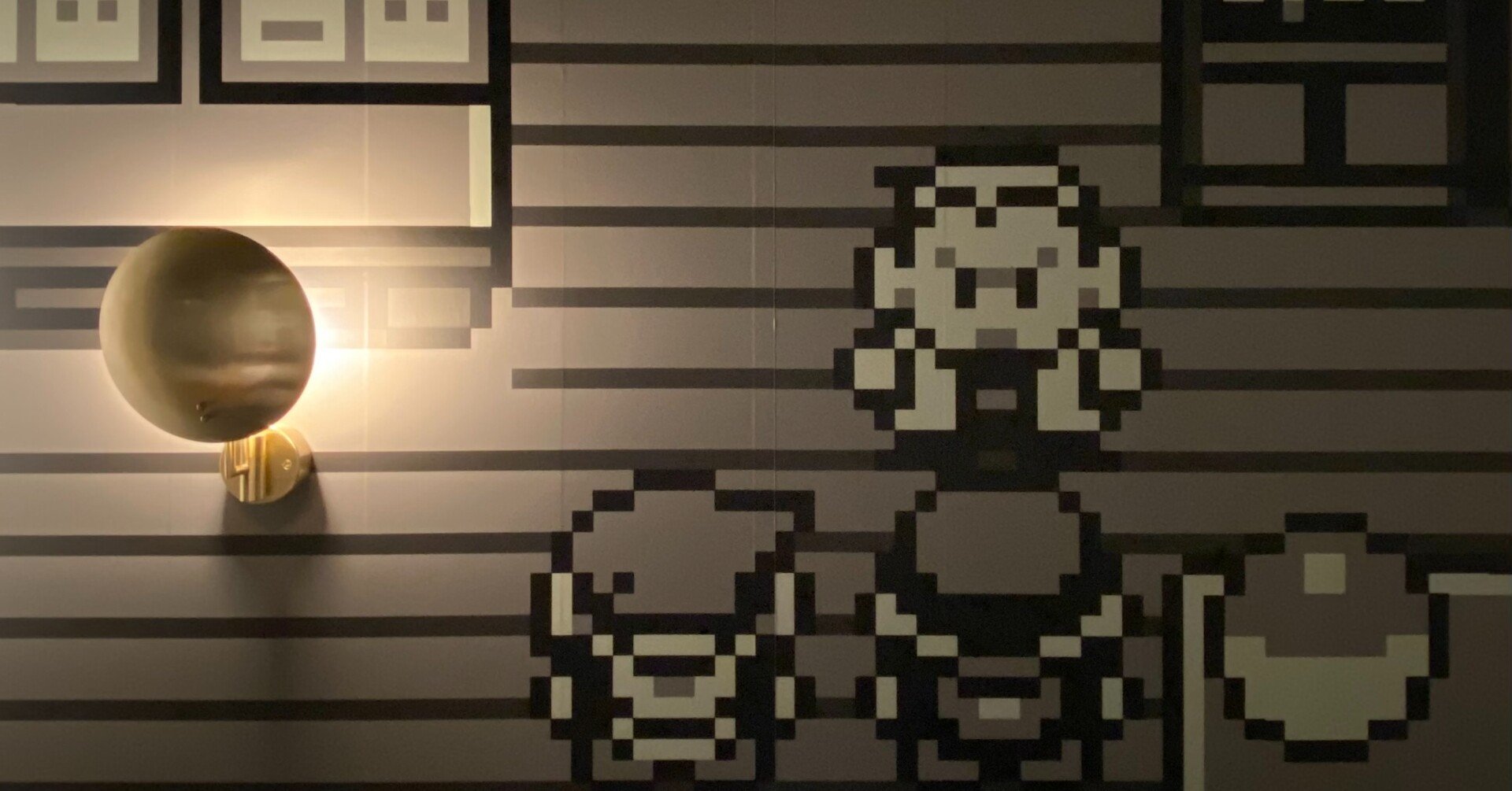 【新品】フラグメント サンダーボルト 宮下パーク宿泊者限定 ピカチュウ 藤原ヒロシ×ポケモン「サンダーボルト プロジェクト」のホテルに潜入