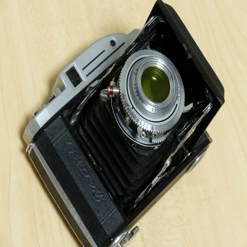 M645のストラップ金具を買った｜こびとたびにでる