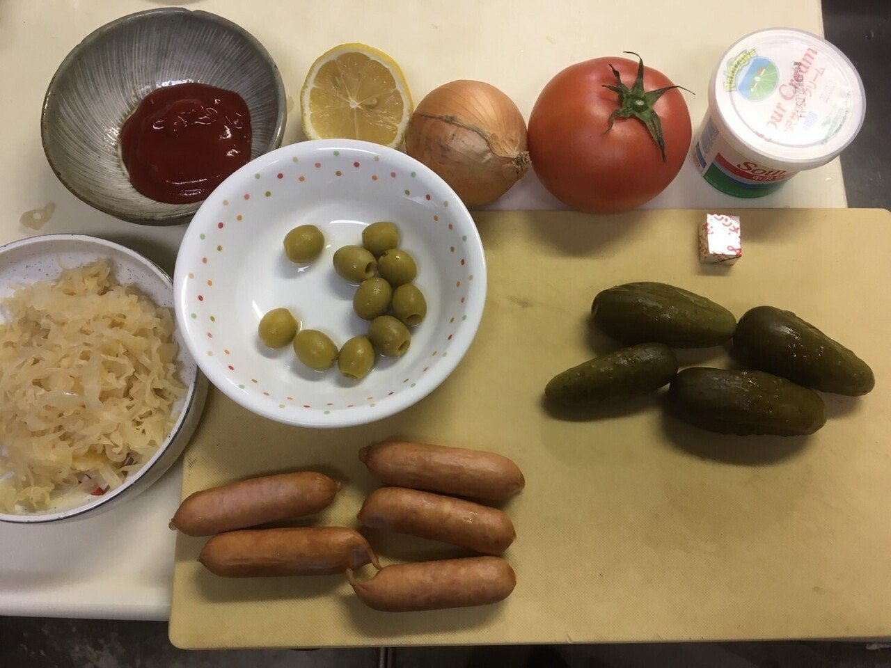 飲むオードブルと呼ばれるウクライナのスープ料理 ソリャンカを作ってみた ハーブおじさん Note 飲むオードブルと呼ばれるウクライナのスープ料理 ソリャンカを作ってみた ハーブおじさん Note