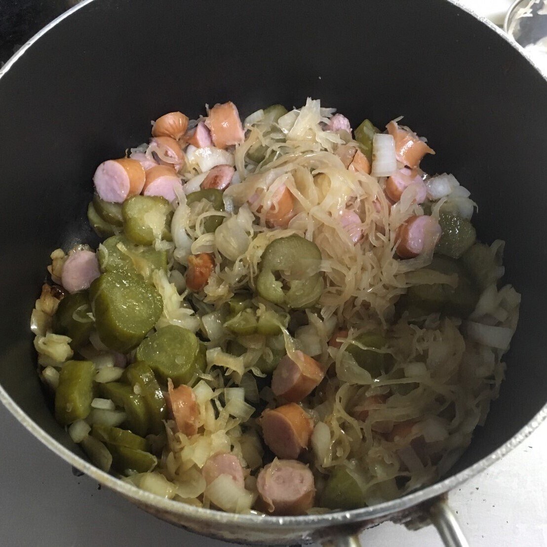 飲むオードブルと呼ばれるウクライナのスープ料理 ソリャンカを作ってみた ハーブおじさん Note