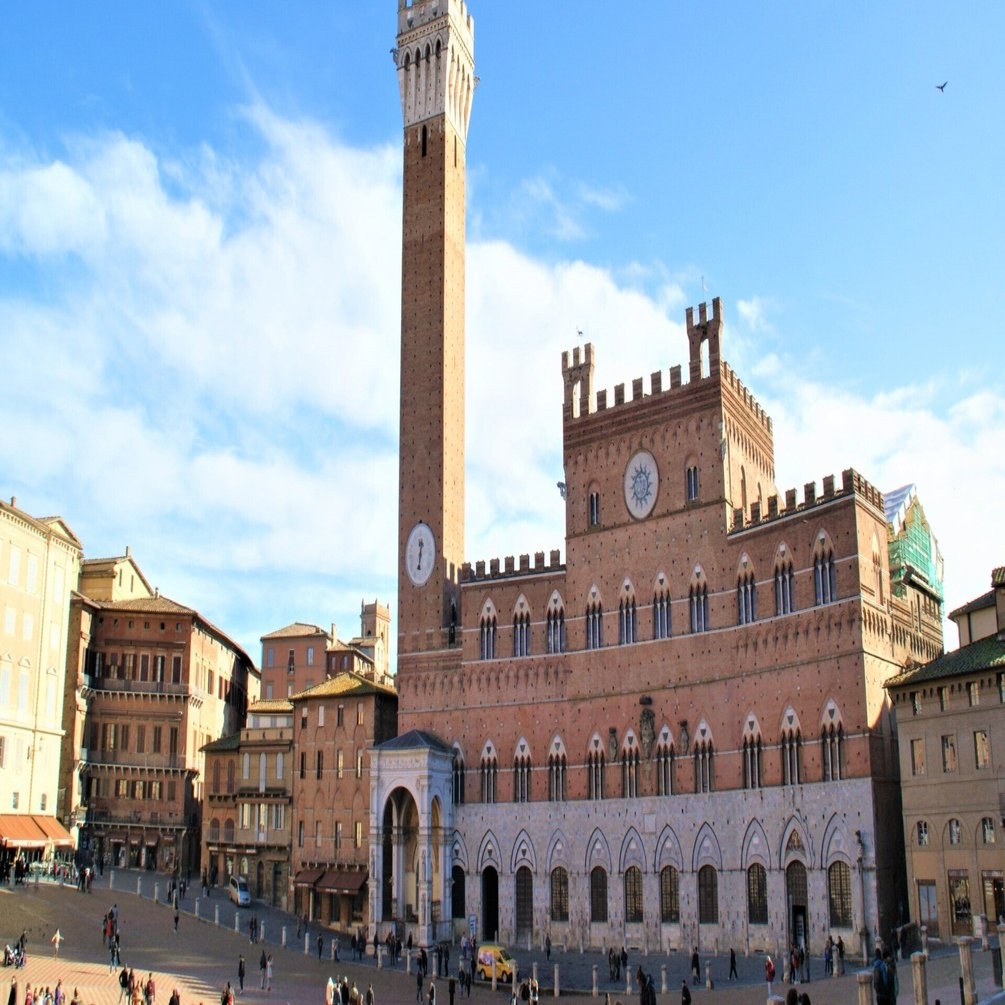 最後は、シエナのシンボル・カンポ広場＆マンジャの塔へ｜食の工房