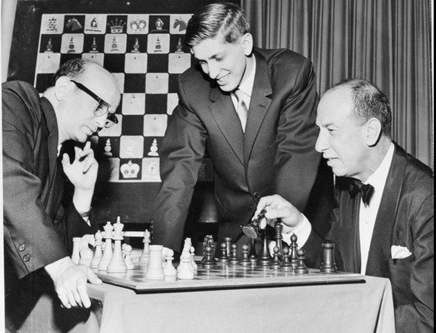 厨二病には欠かせないチェスというボードゲーム エルケン Note