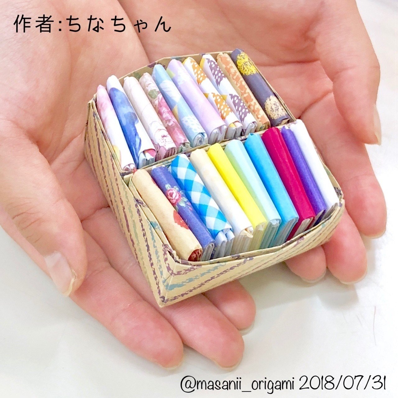 ポップでかわいい ちなちゃんの 折り紙本棚 まさにぃ Note