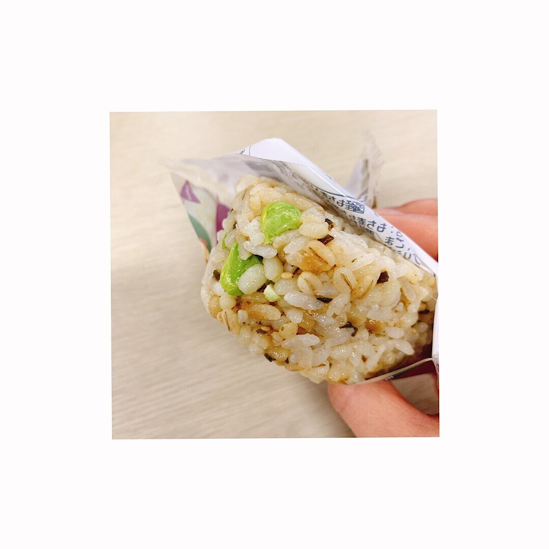 ローソンのおにぎりは健康志向に お昼ご飯に もち麦入りおにぎり がおすすめ リンのhappy Life Note