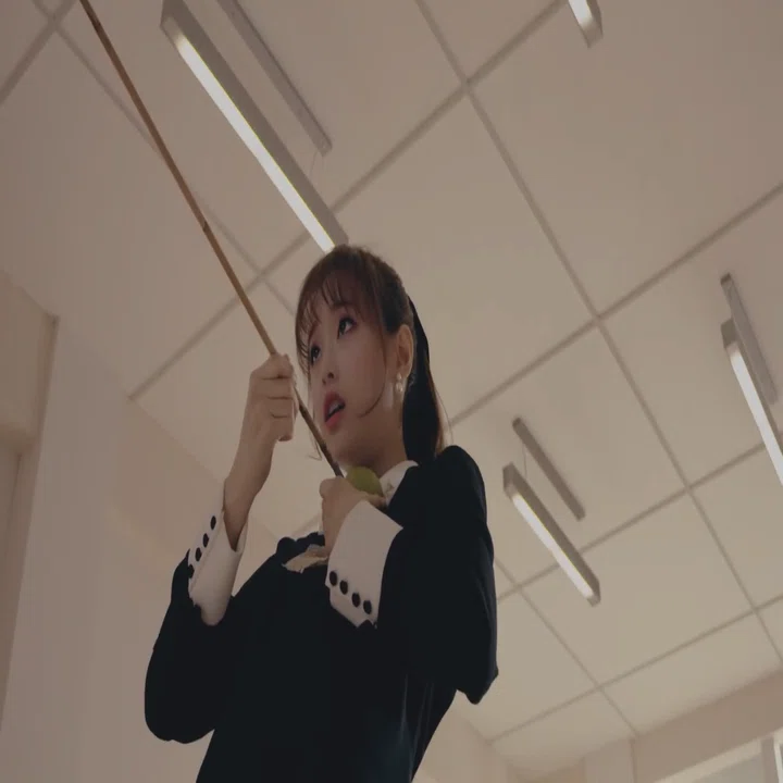MV32 LOONA CHUU Heart Attack｜carebear