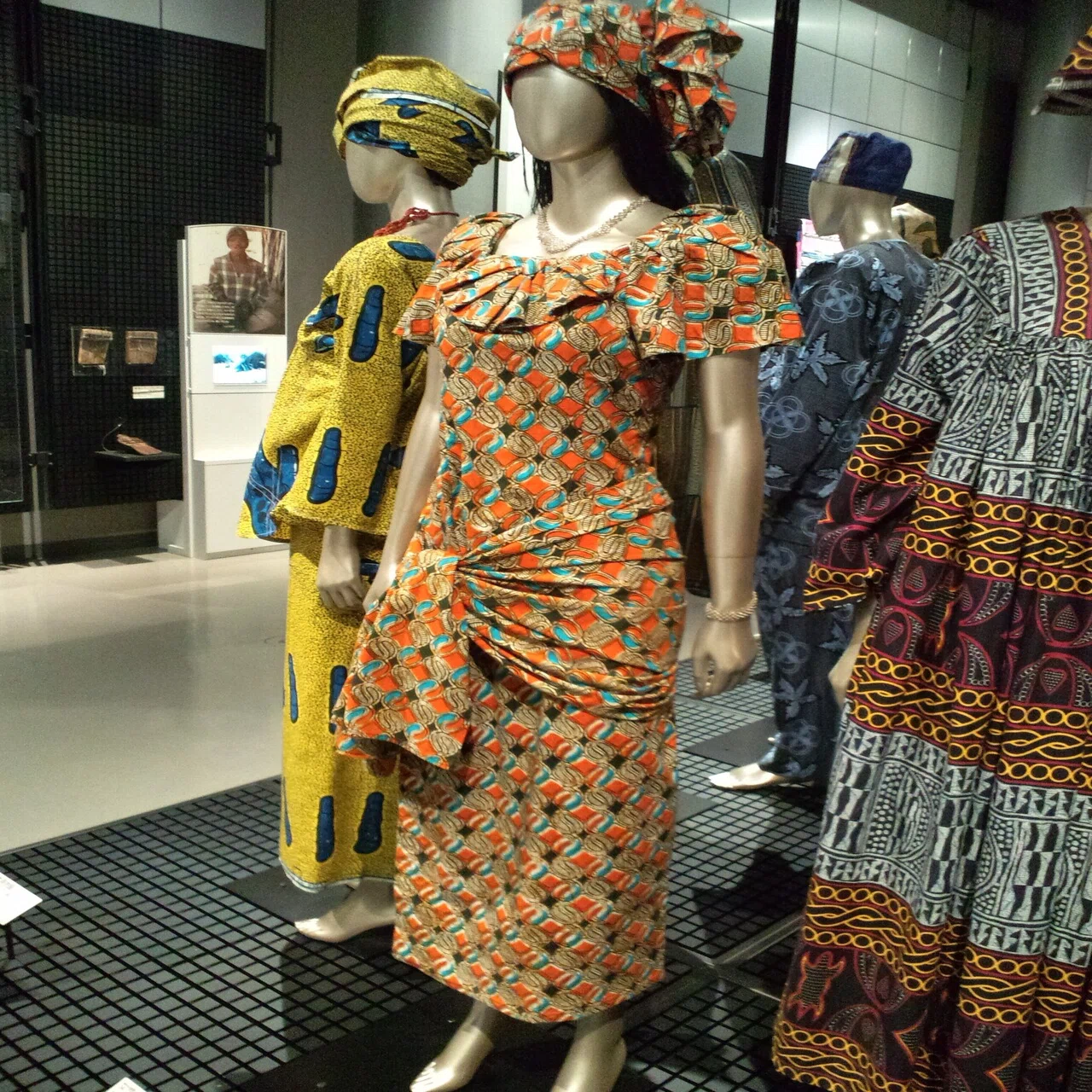 バティック（Batik）とアフリカンワックスプリント｜artoday - chiaki