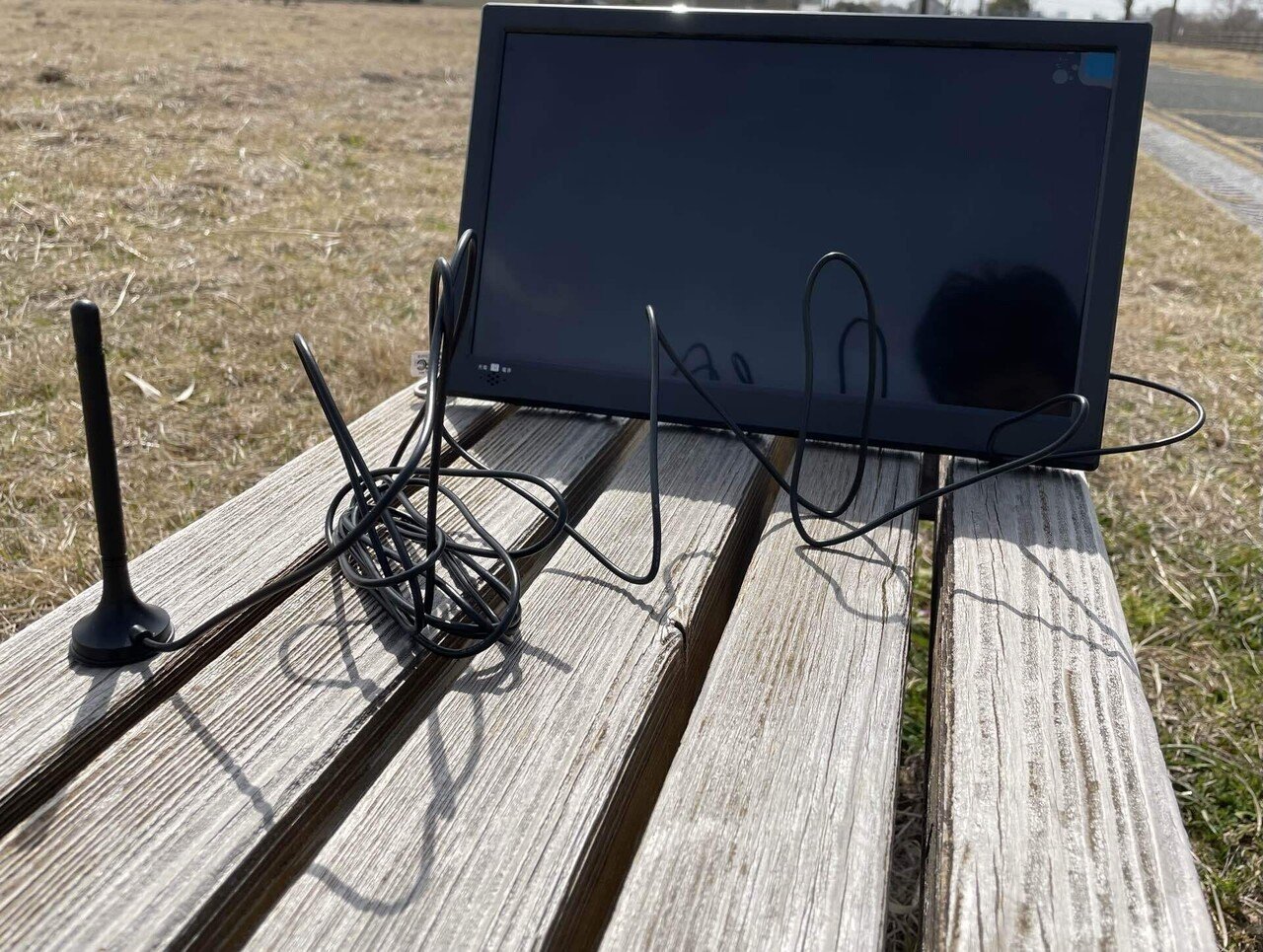 ドンキ、私の右腕テレビ》買ってみた。｜コロンブスの卵