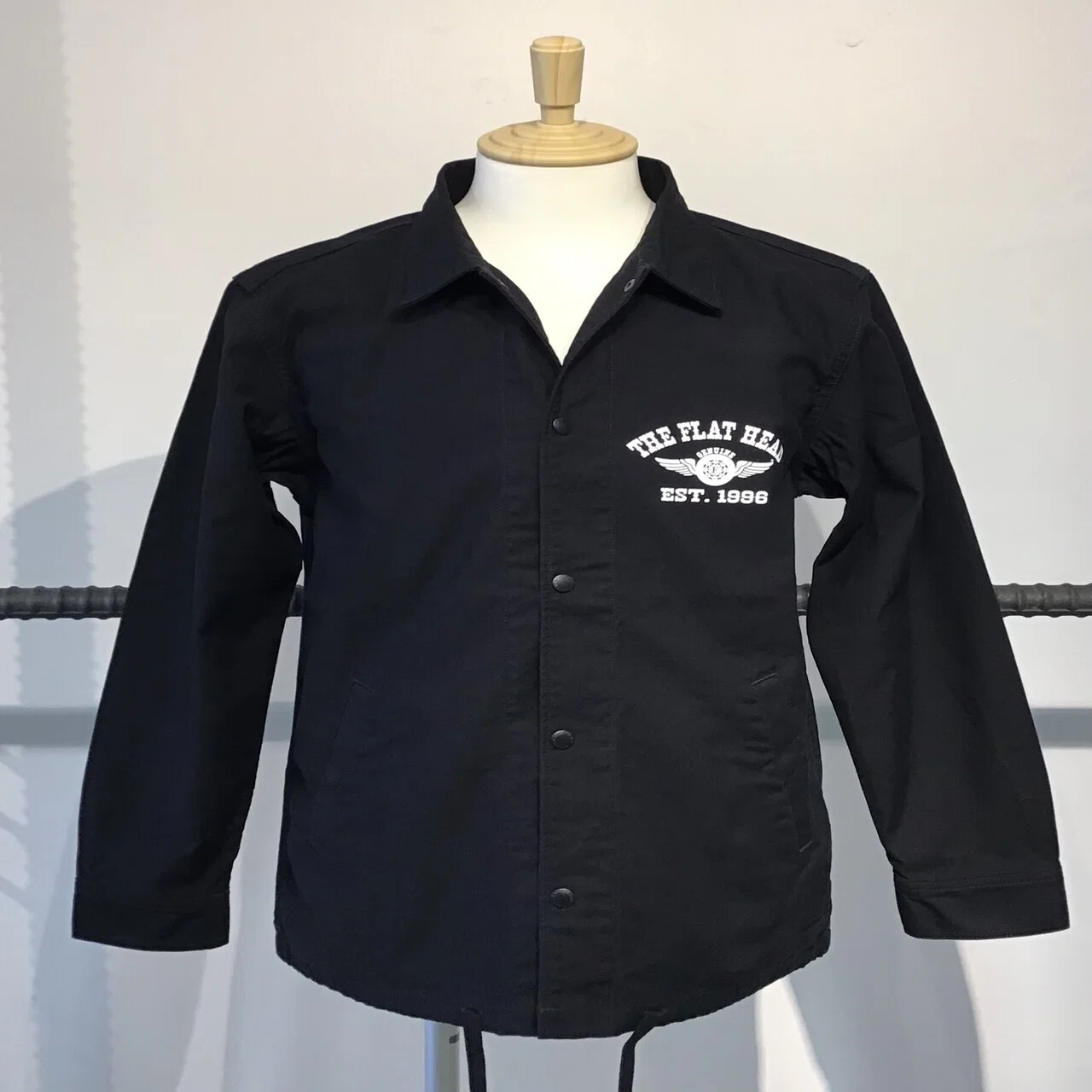 FLAT HEAD 大阪店】～新作コーチジャケットのスタイリング～｜THE FLAT