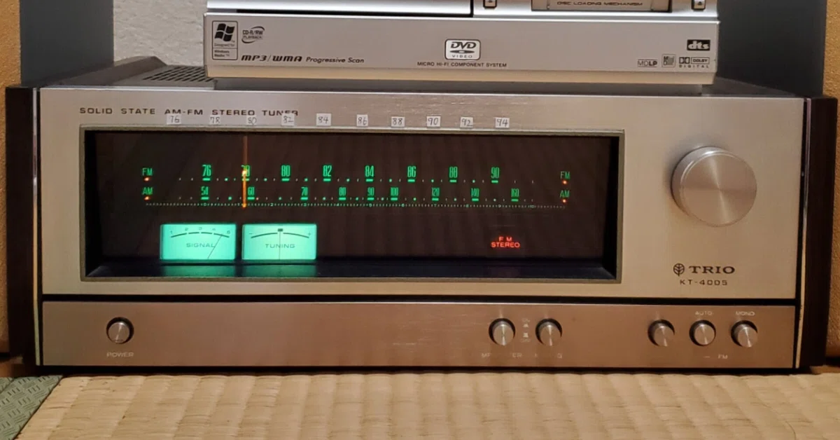 YAMAHA ステレオアンプ + 美味しく ラジオチューナー + カセットデッキ