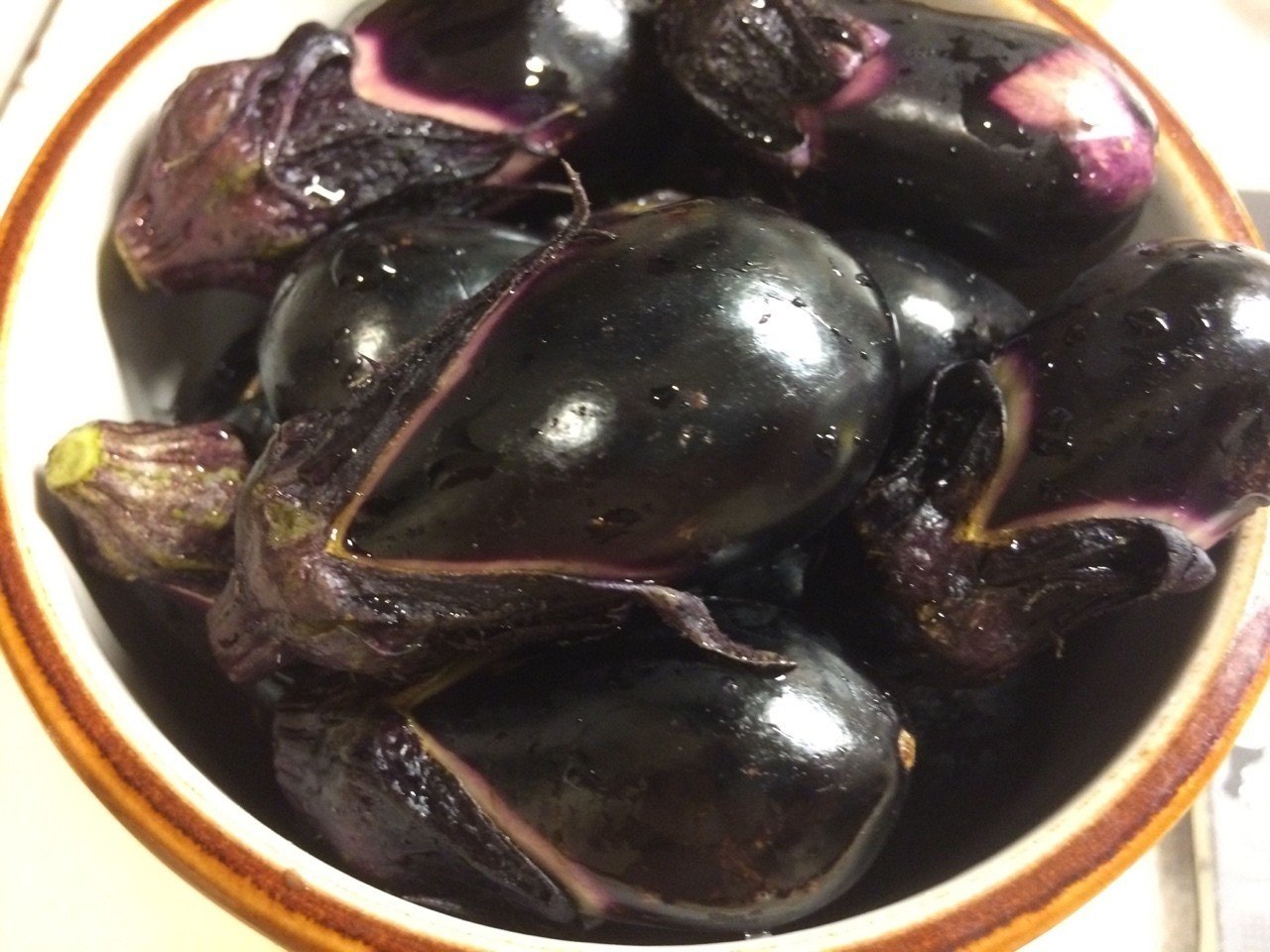 小茄子漬 白瀬まゆ美 Note 小茄子漬 白瀬まゆ美 Note